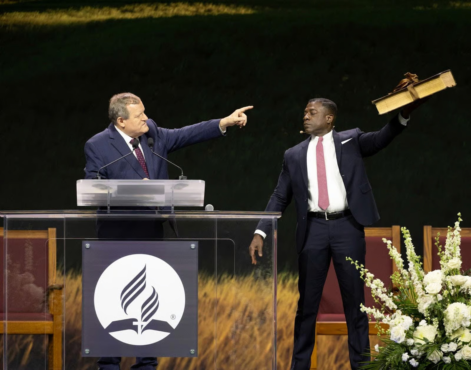 White Estate director Merlin Burt points to the Bible. Photo: Seth Shaffer / Adventist Media Exchange